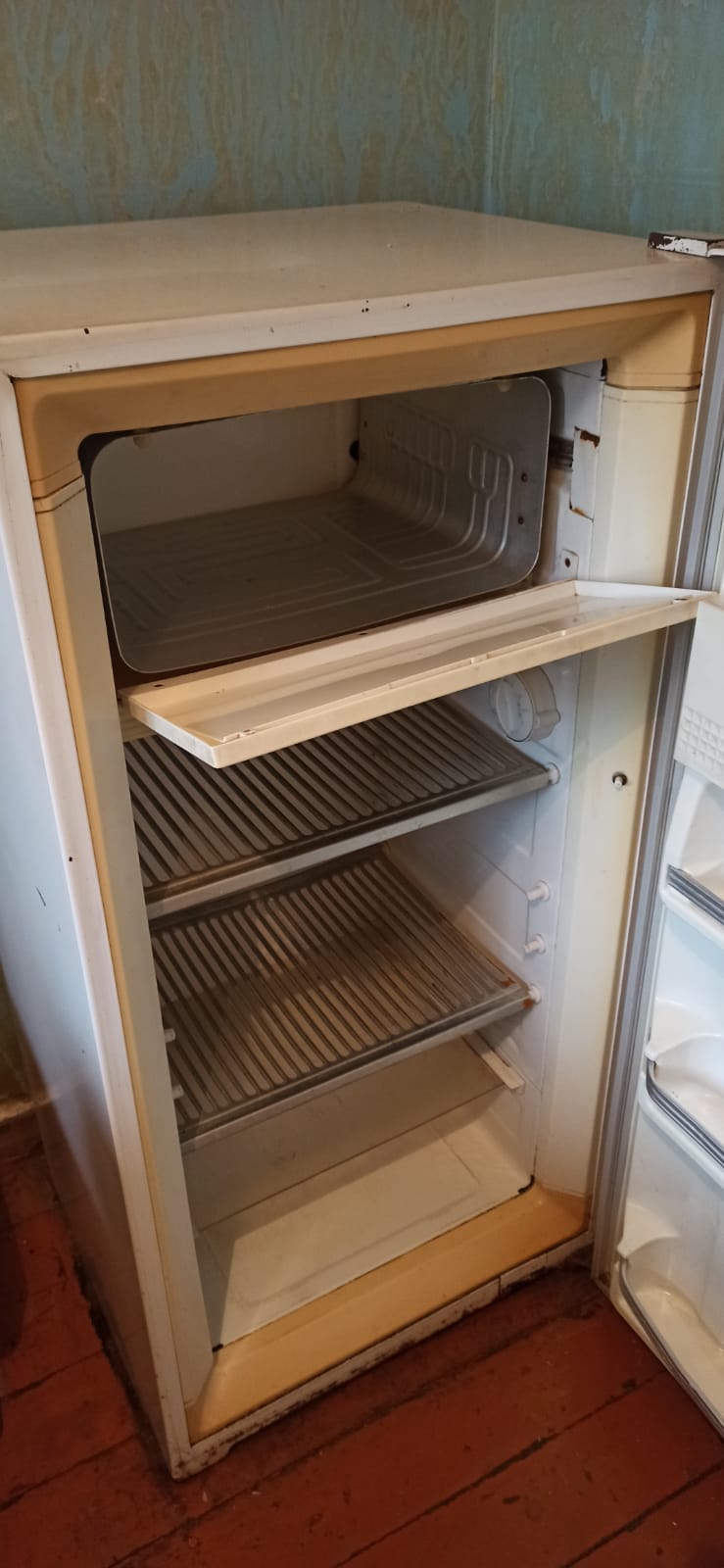 Холодильник ока 3 не включается